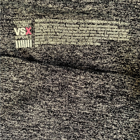 Victoria’s Secret Knockout capri leggings - Picture 4 of 8